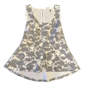 Anthropologie Akemi + Kin Gray Floral Sleeveless Peplum Top, Size Small